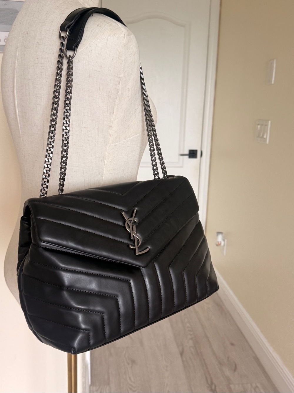 Saint Laurent I N S P I R E D Black Quilted Shoulder Bag